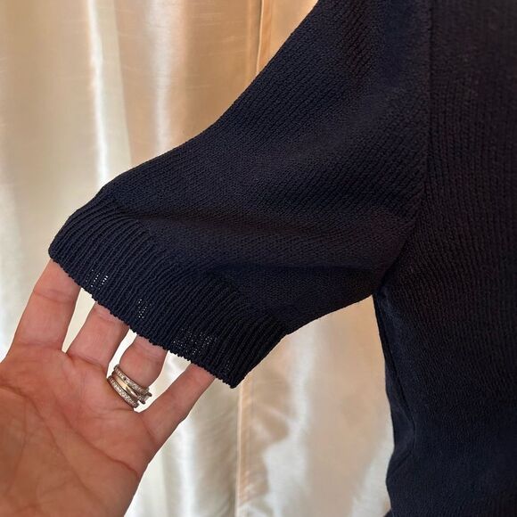 St. John Women's Navy Blue Knit Short Sleeve Top EUC XS FA07=Fall 2007 Collectio - Picture 7 of 9